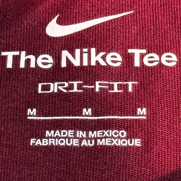 Nike Maroon and White Short Sleeve Tee - Picture 4 of 4